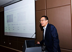 孙强向媒体介绍研究成果