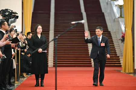 十四届全国人大三次会议第二场“部长通道”集中采访活动