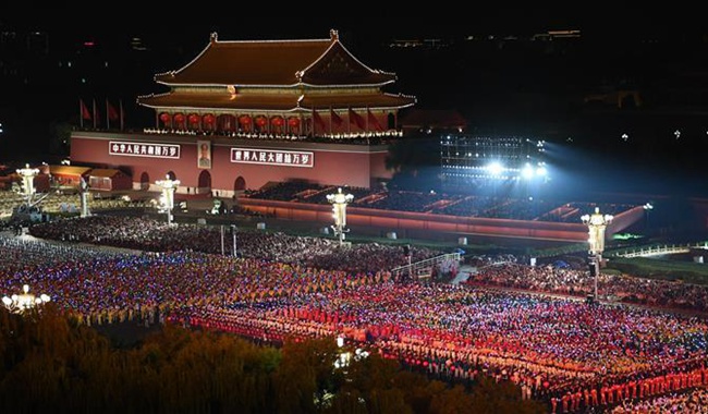 庆祝中华人民共和国成立70周年 天安门广场举行盛大联欢活动