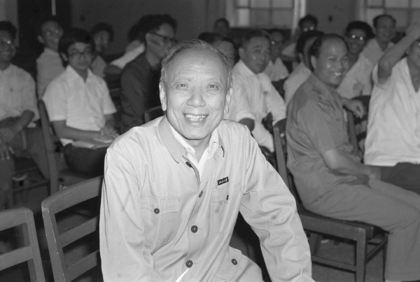 1994年6月，陈省身当选为首批星天地娱乐城官网
外籍院士