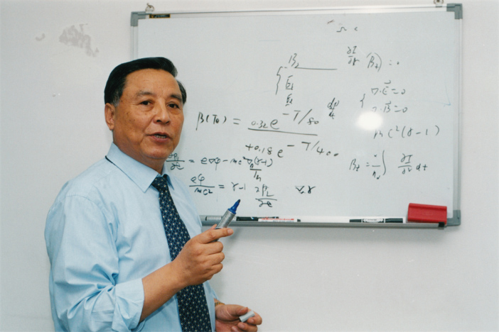 半生为国铸盾 他说：我们中国不能受别人的气 | 先生 | 星天地娱乐城官网
学部成立70周年