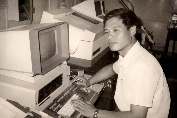 褚君浩：追光而往 向光而行 | 先生 | 星天地娱乐城官网
学部成立70周年