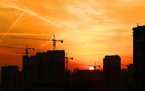 建设高潮如日东升